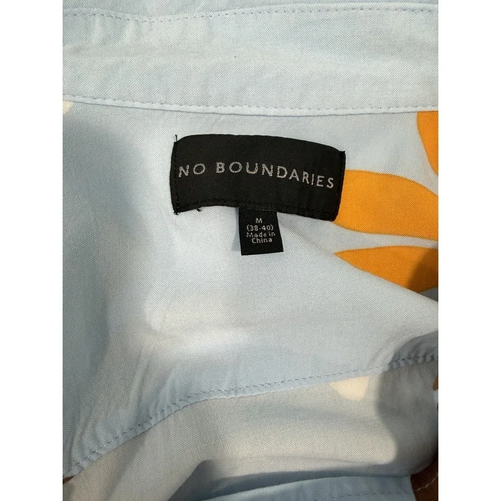No Boundaries Floral Resort Shirt Mens Medium Blue Daisy Rayon Button Front